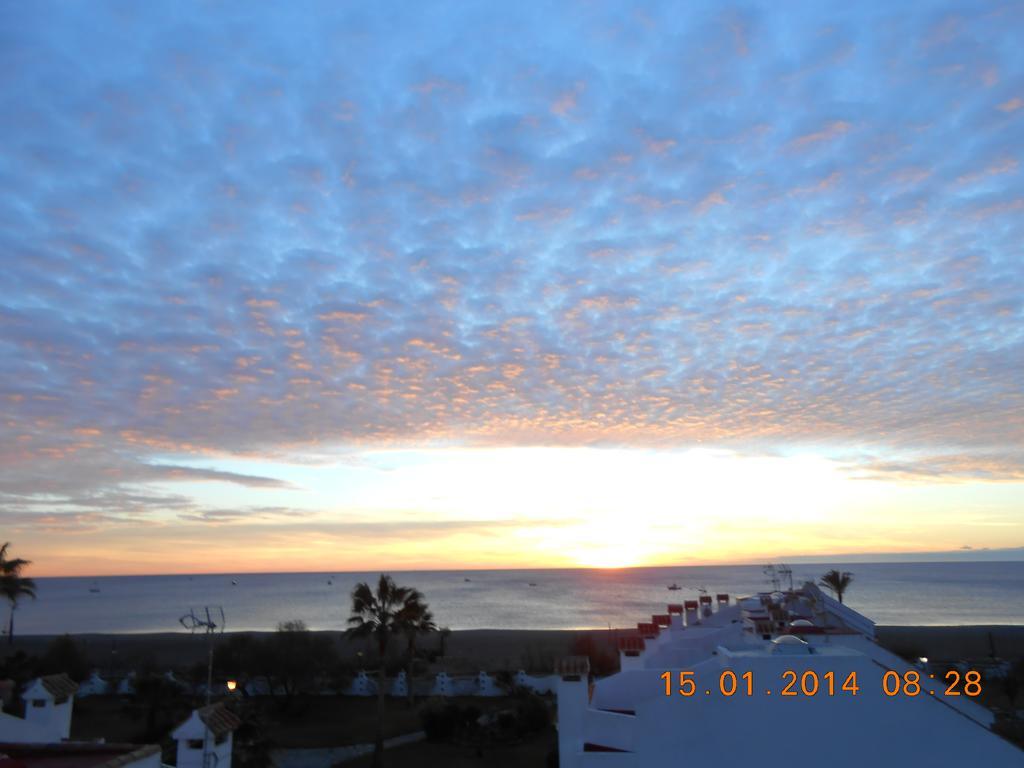 Rio Manilva Hotel ซานลุยส์ เดอ ซาบีนียัส ภายนอก รูปภาพ